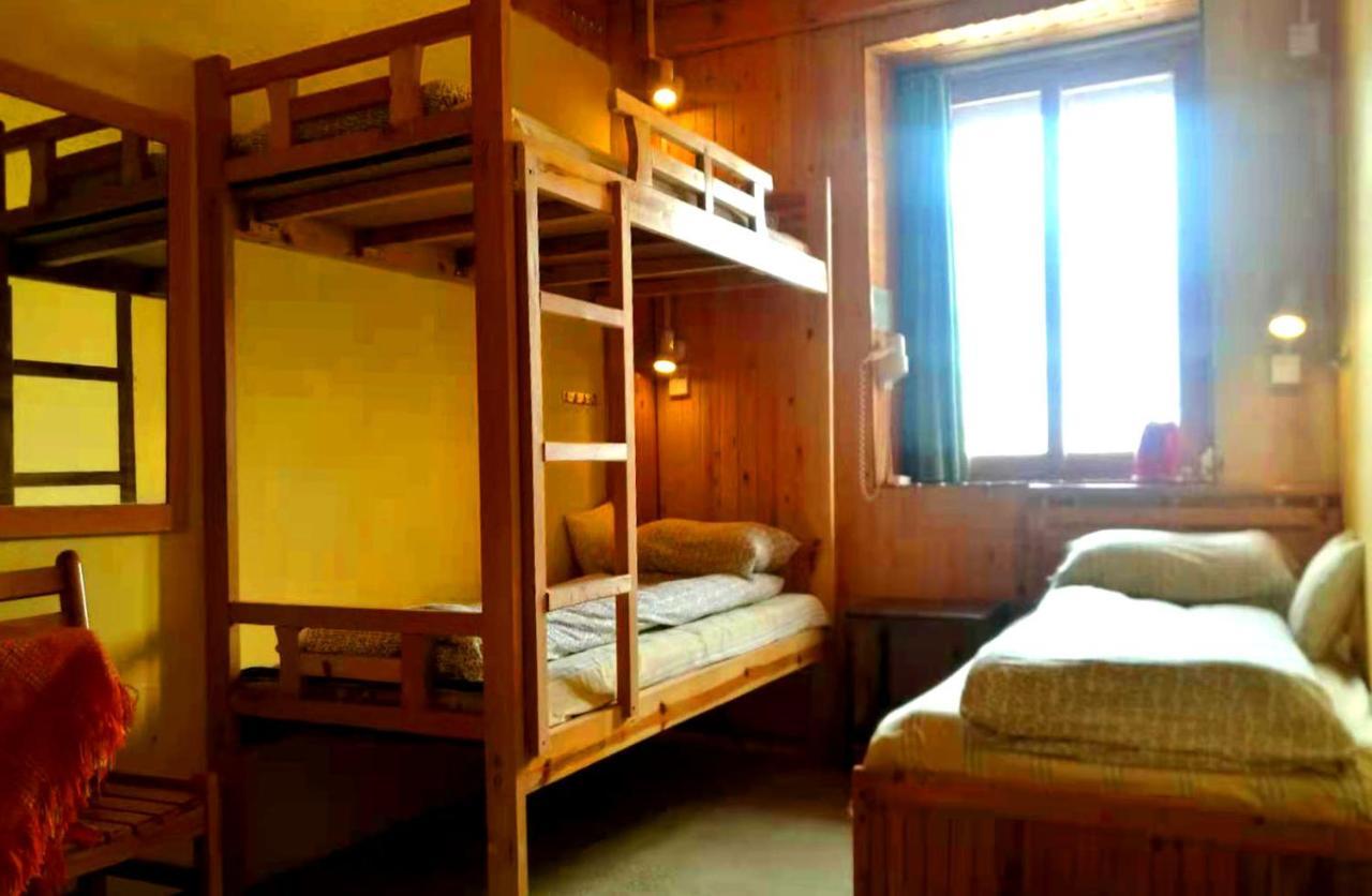 Shangri-La Lao Shay Youth Hostel Exterior foto